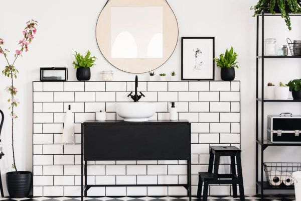 Łazienka czarno-biała | Jak urządzić?